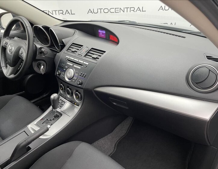 Mazda 3 Hatchback 2,0 l 110 kw