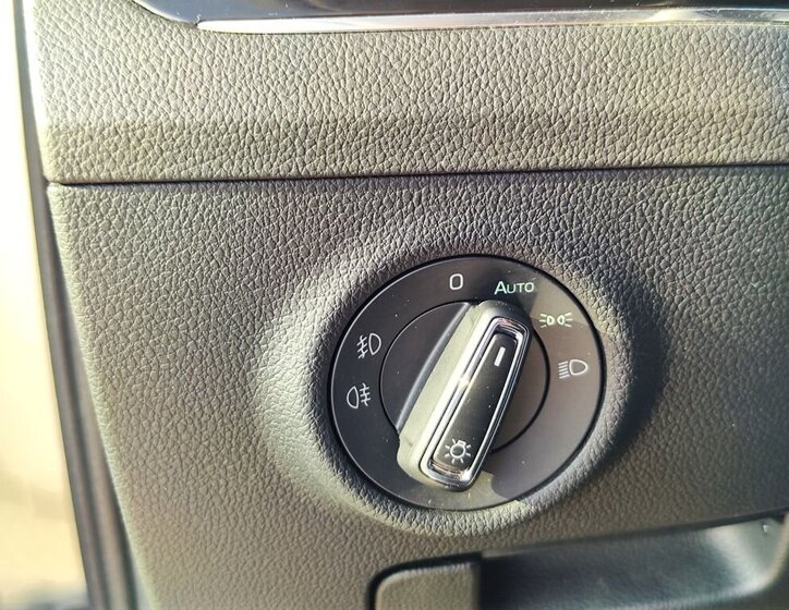 Škoda Superb Kombi 1,5 l 110 kw