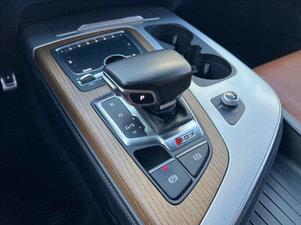 Audi SQ7 SUV / Terénní 4,0 l 320 kw