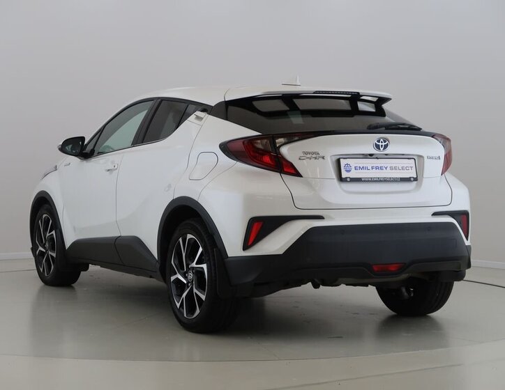 Toyota C-HR 7