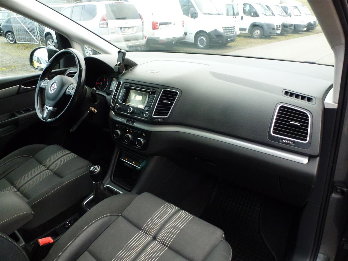 Volkswagen Sharan Kombi 2,0 l 125 kw