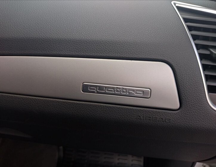 Audi Q5 Kombi 2,0 l 105 kw