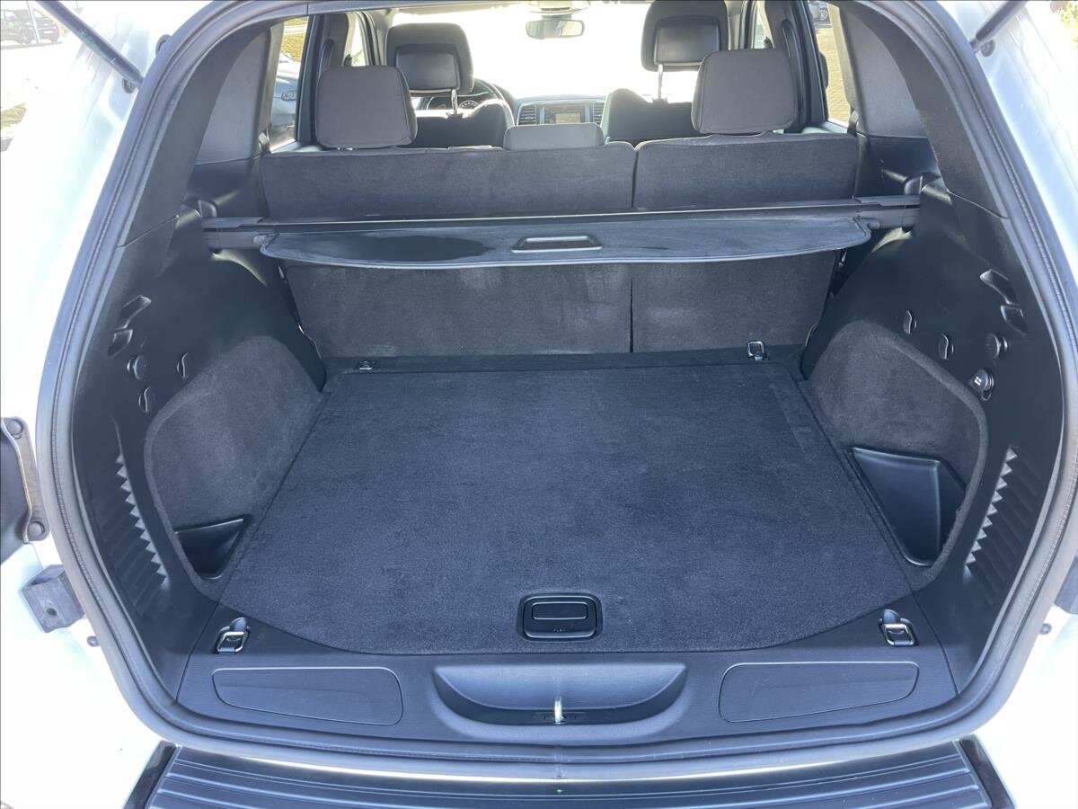 Jeep Grand Cherokee SUV 3,0 l 184 kw