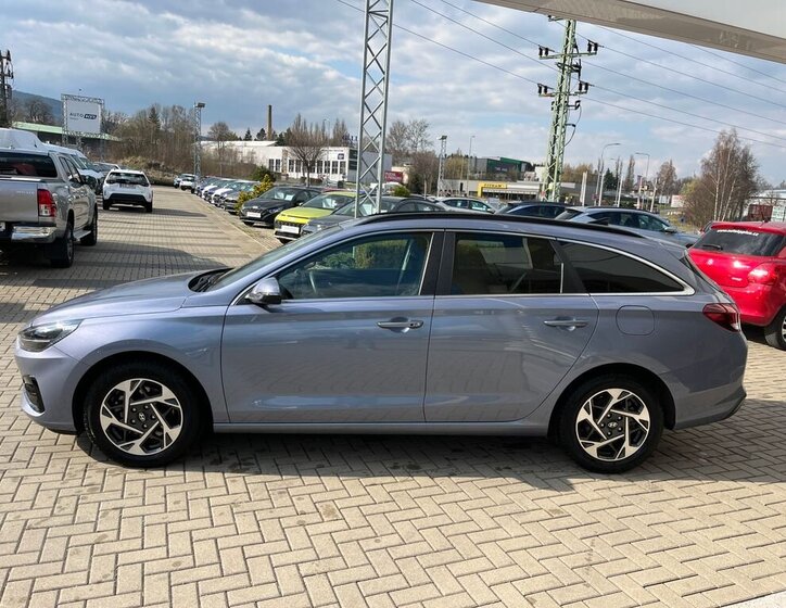 Hyundai i30 Kombi 998,0 73 kw