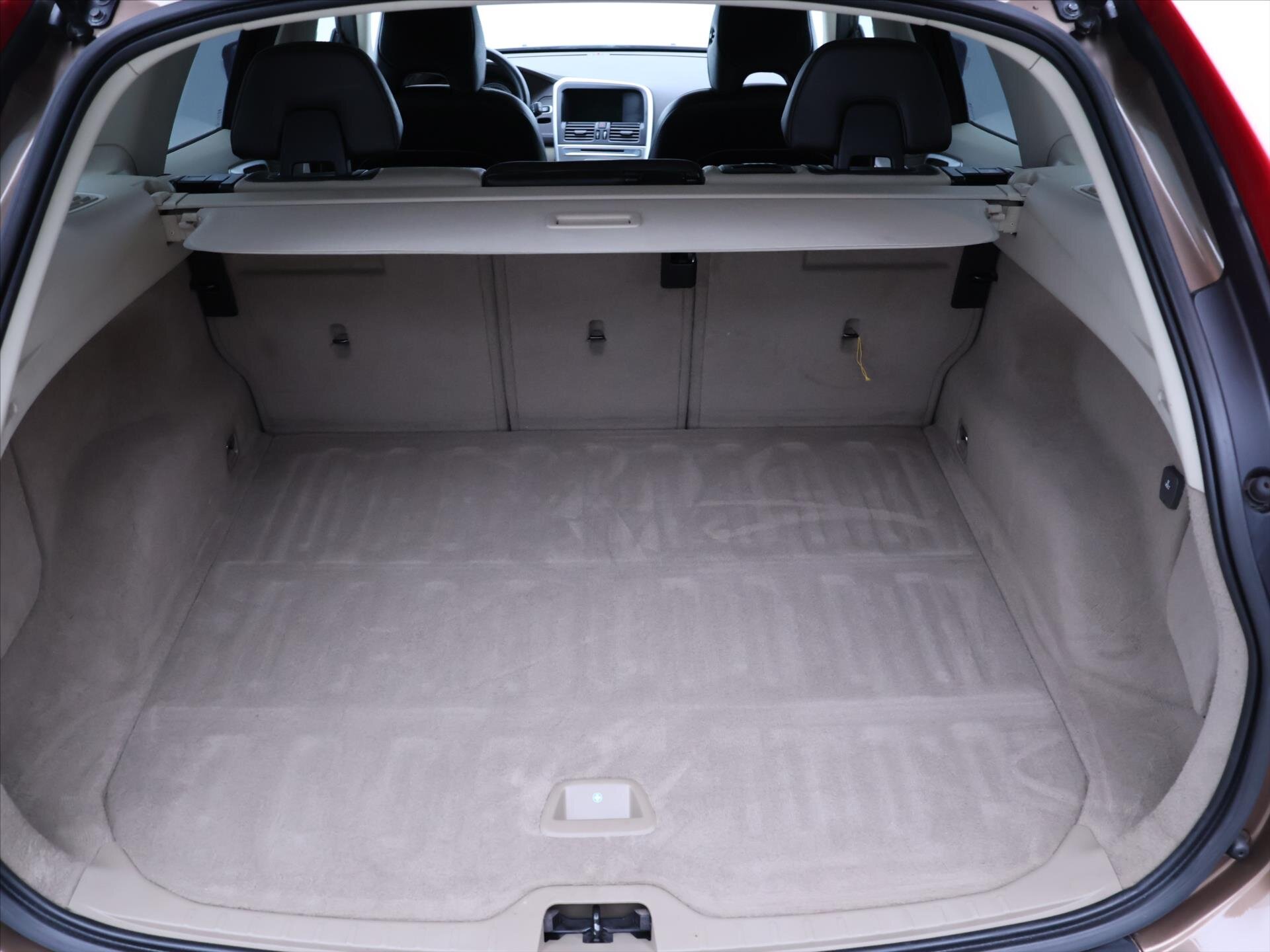 Volvo XC60 SUV 2,4 l 120 kw