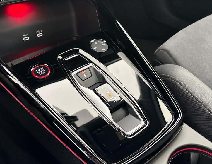 Audi RS 3 Sedan / Limuzína 2,5 l 294 kw