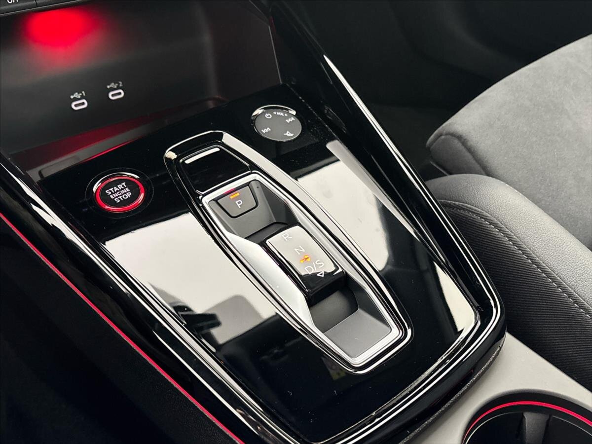 Audi RS 3 Sedan / Limuzína 2,5 l 294 kw