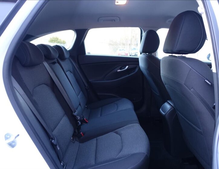 Hyundai i30 Kombi 998,0 88 kw