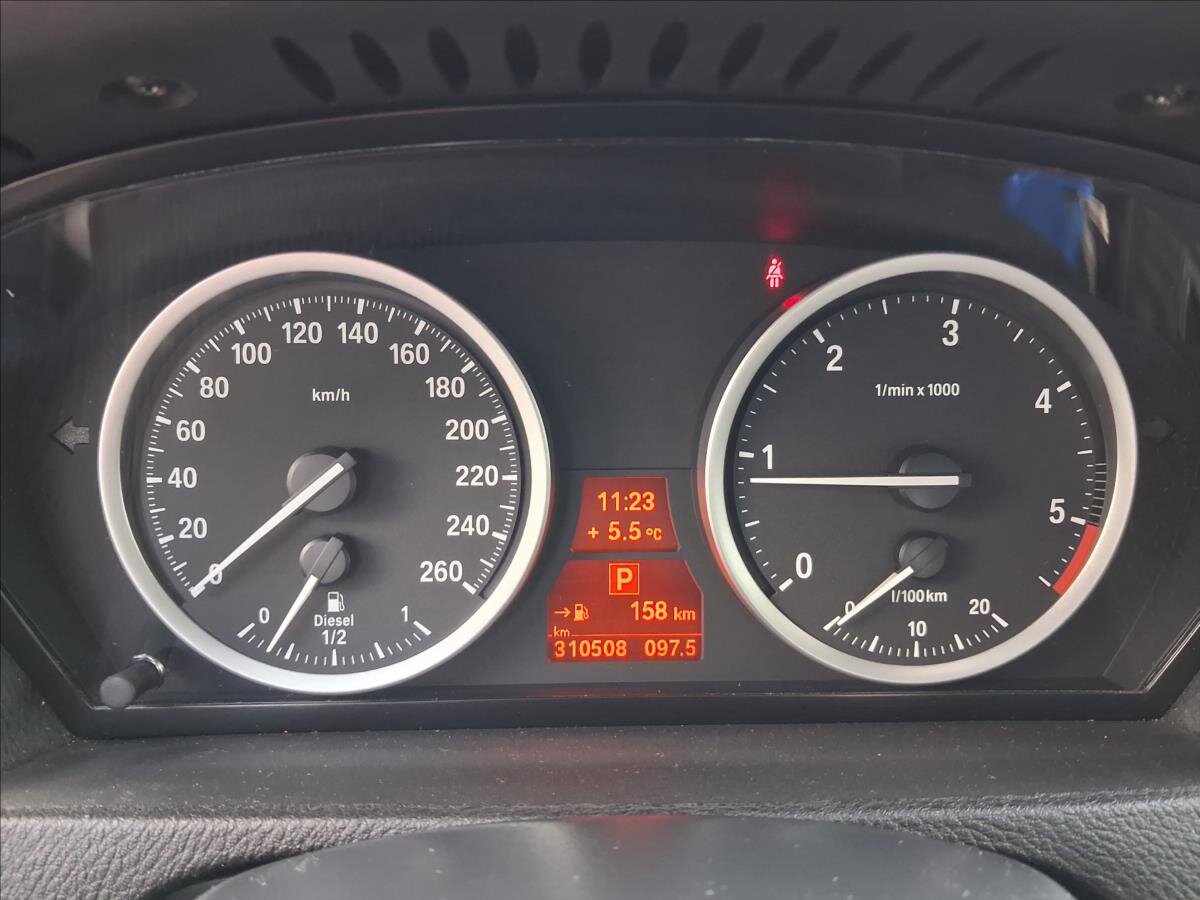BMW X6 Kombi 3,0 l 180 kw