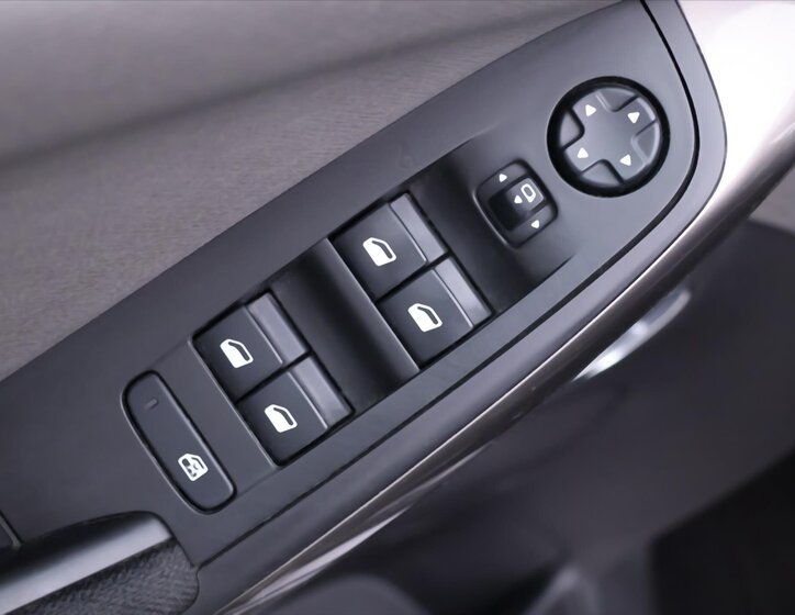 Citroën C4 SpaceTourer MPV 1,2 l 96 kw