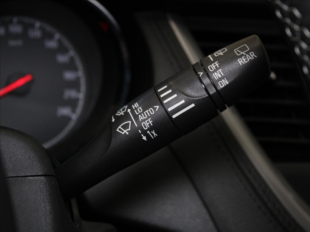 Opel Grandland X SUV / Terénní 1,2 l 96 kw