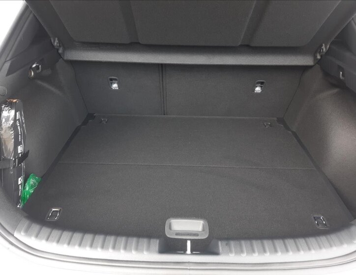 KIA XCeed SUV / Terénní 1,6 l 110 kw