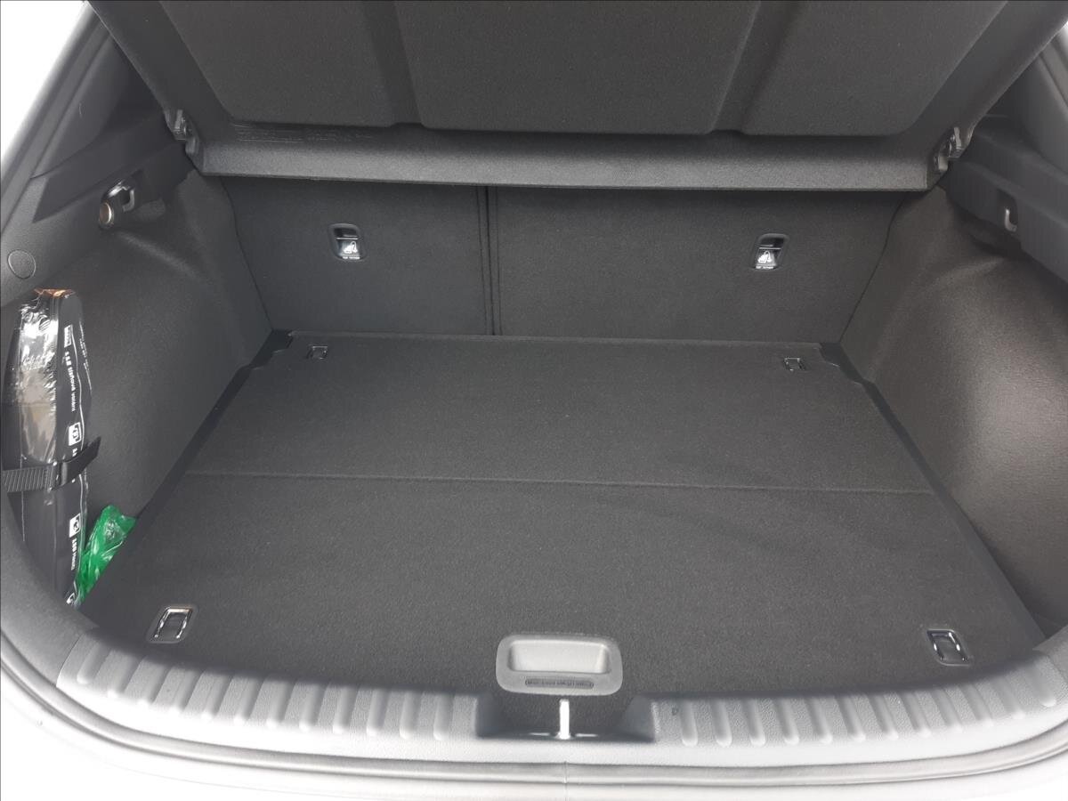 KIA XCeed SUV / Terénní 1,6 l 110 kw