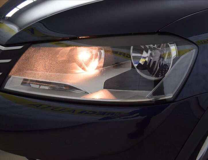 Volkswagen Passat Kombi 2,0 l 103 kw