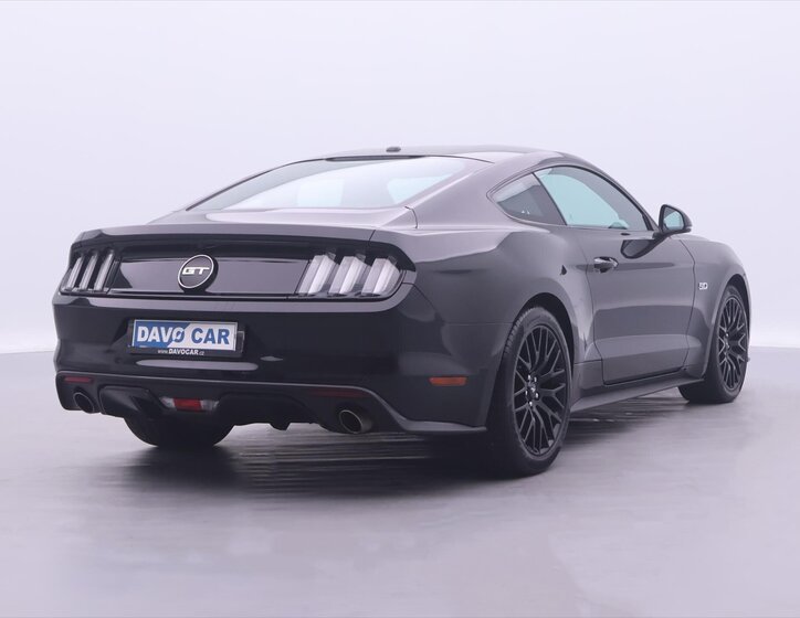 Ford Mustang 7