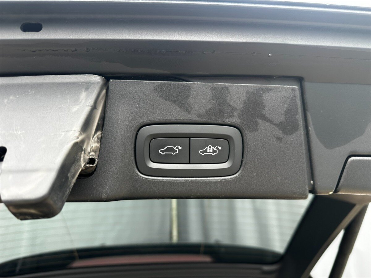 Volvo V90 Kombi 2,0 l 186 kw