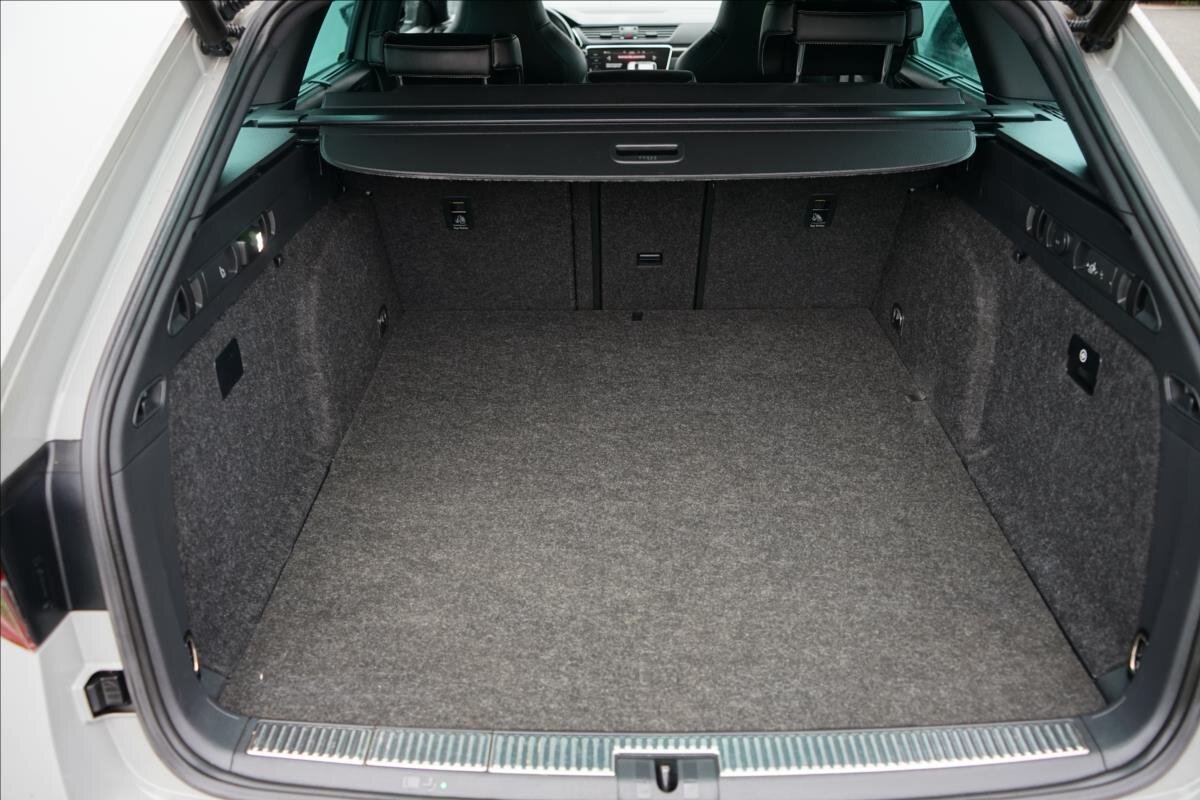 Škoda Superb Kombi 1,4 l 115 kw