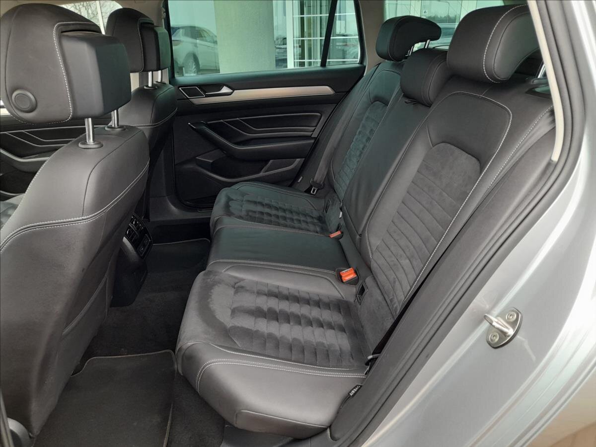 Volkswagen Passat Kombi 1,5 l 110 kw