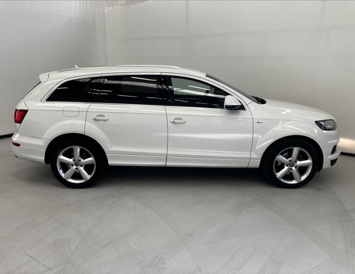 Audi Q7 SUV / Terénní 3,0 l 180 kw