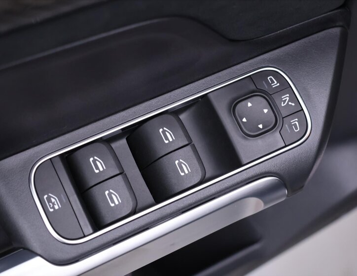 Mercedes-Benz GLB SUV / Terénní 2,0 l 110 kw