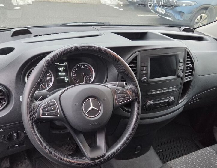 Mercedes-Benz Vito Skříň 2,0 l 120 kw