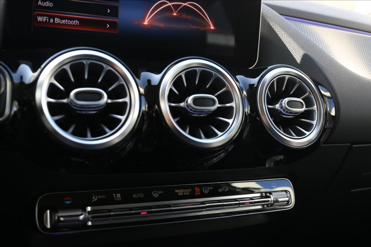 Mercedes-Benz Třídy B Kombi 1,3 l 100 kw