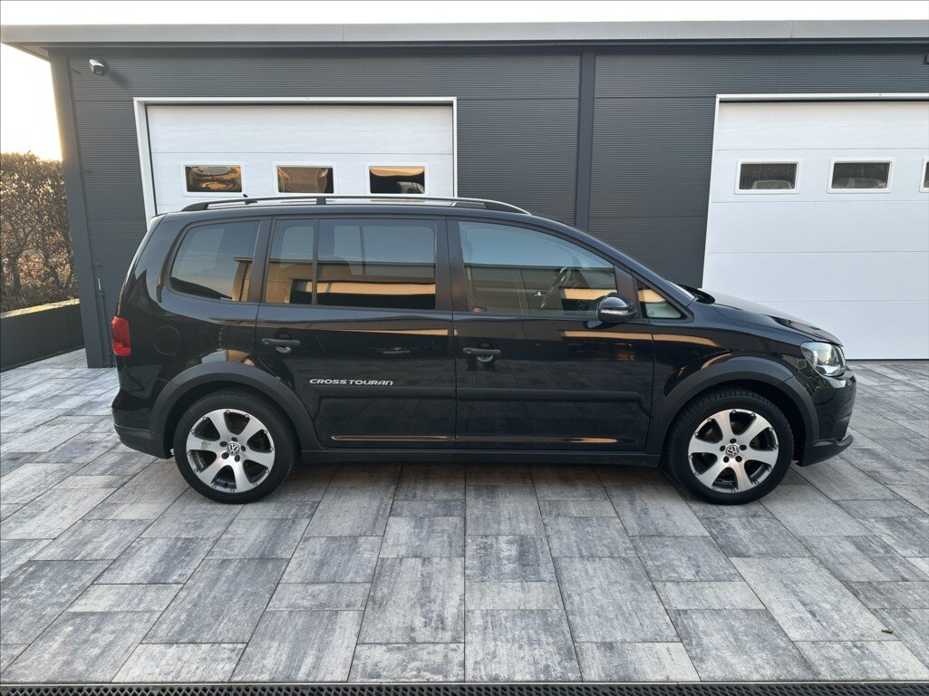 Volkswagen Touran MPV 1,4 l 103 kw