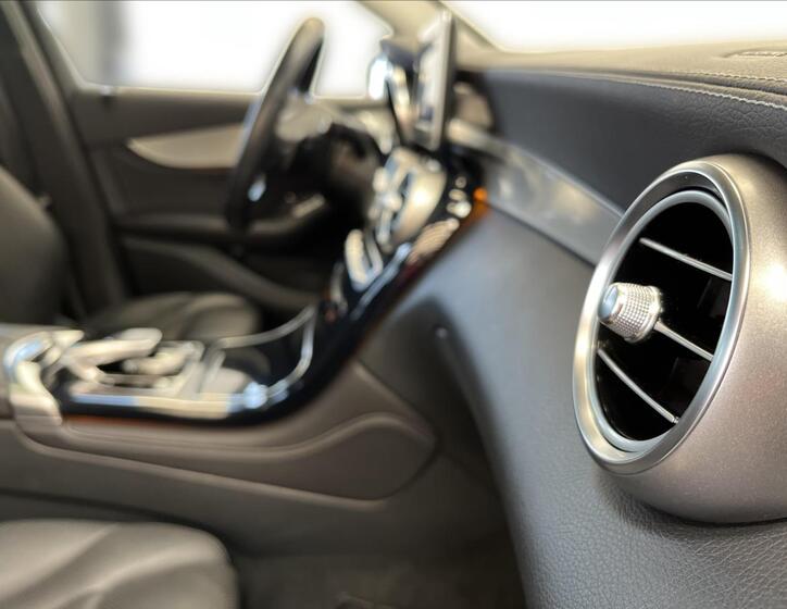 Mercedes-Benz GLC 17