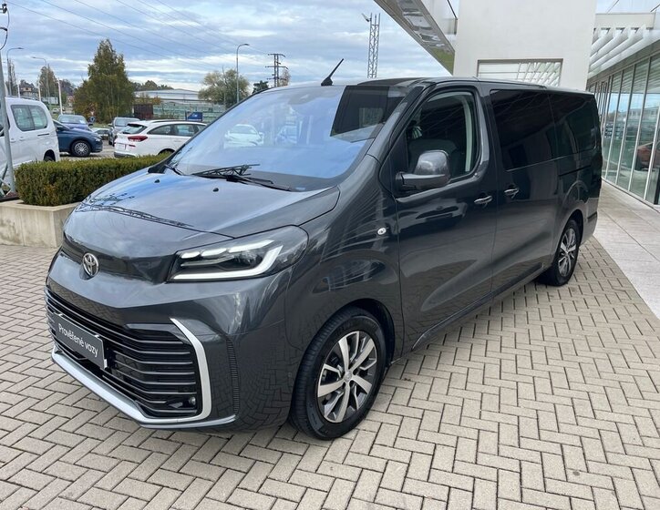 Toyota ProAce Verso 2