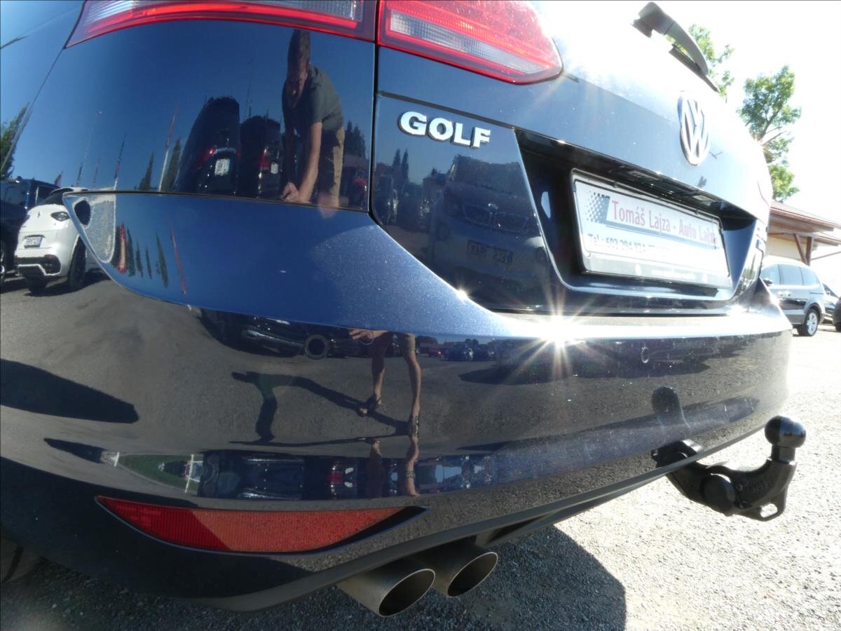 Volkswagen Golf Kombi 2,0 l 110 kw