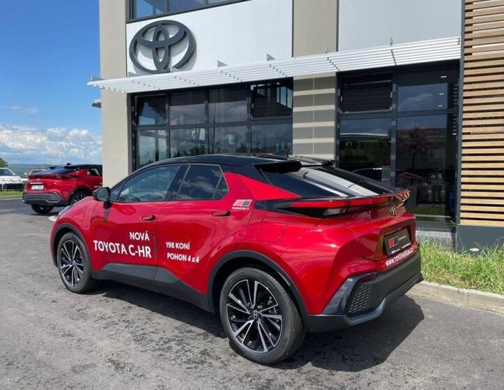 Toyota C-HR 6