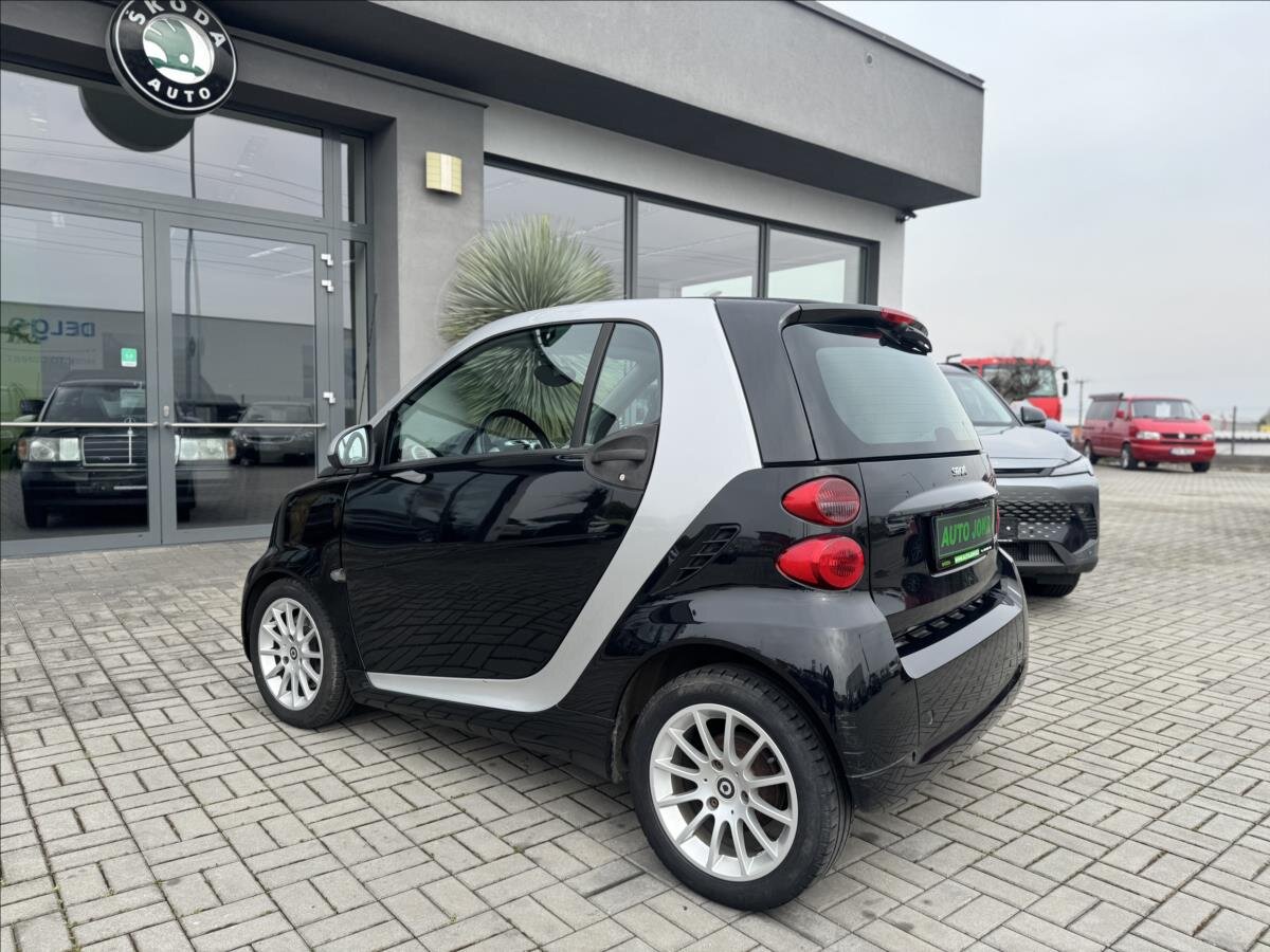 Smart Fortwo Kupé 999,0 52 kw