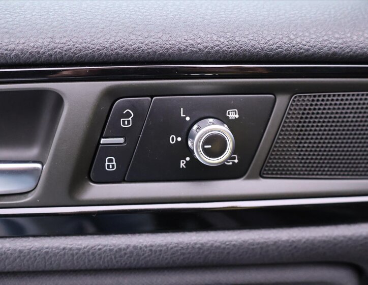 Volkswagen Touareg SUV 3,0 l 150 kw