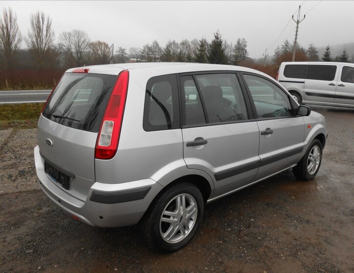 Ford Fusion Kombi 1,4 l 59 kw