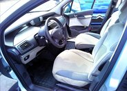 Peugeot 807 MPV 2,0 l 100 kw