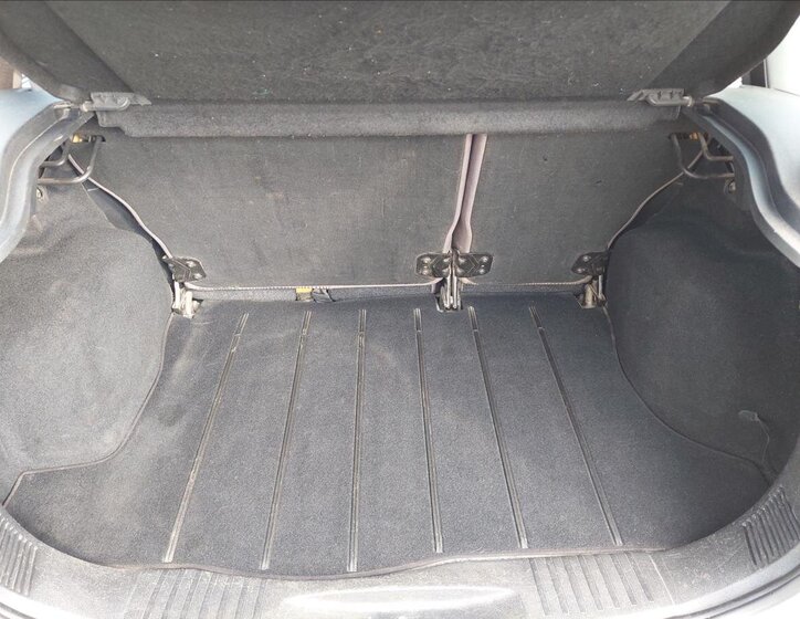 Ford Fusion Hatchback 1,4 l 59 kw