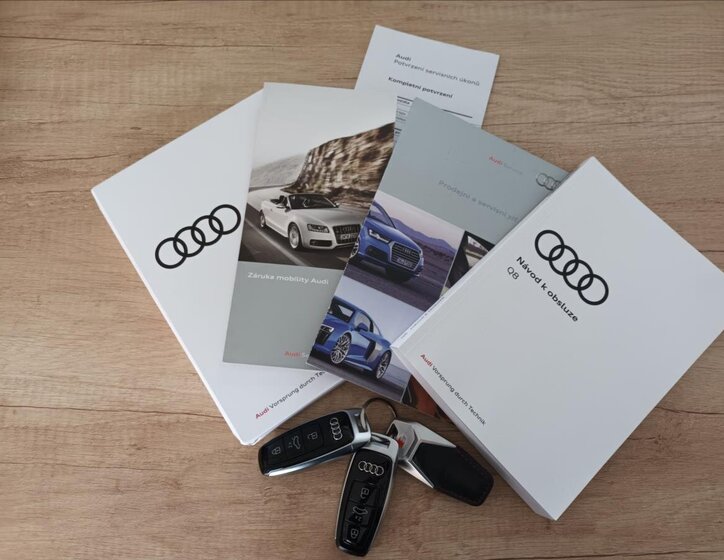 Audi SQ8 SUV / Terénní 4,0 l 320 kw