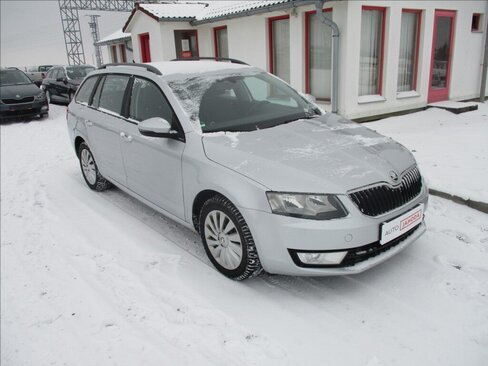 Škoda Octavia Kombi 2,0 l 110 kw