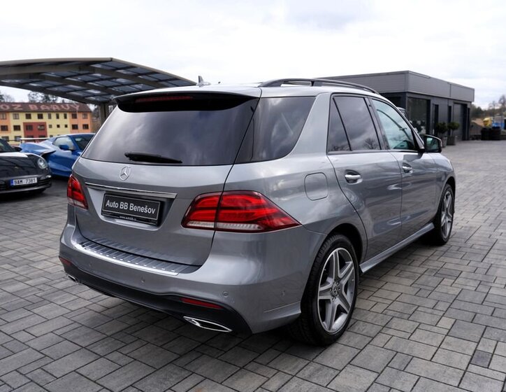 Mercedes-Benz GLE SUV / Terénní 3,0 l 190 kw