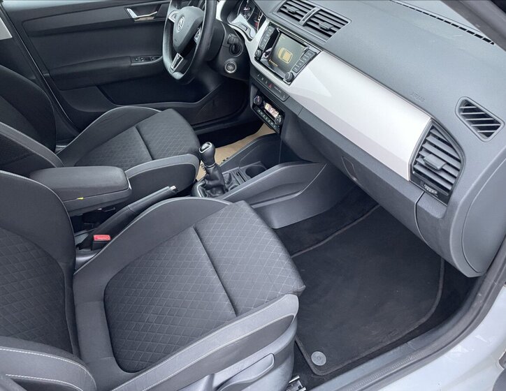 Škoda Fabia Hatchback 1,2 l 66 kw