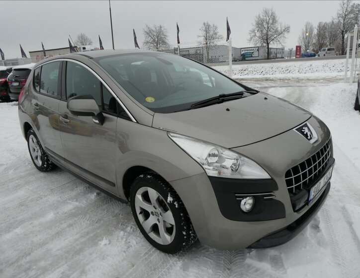 Peugeot 3008 SUV 1,6 l 82 kw