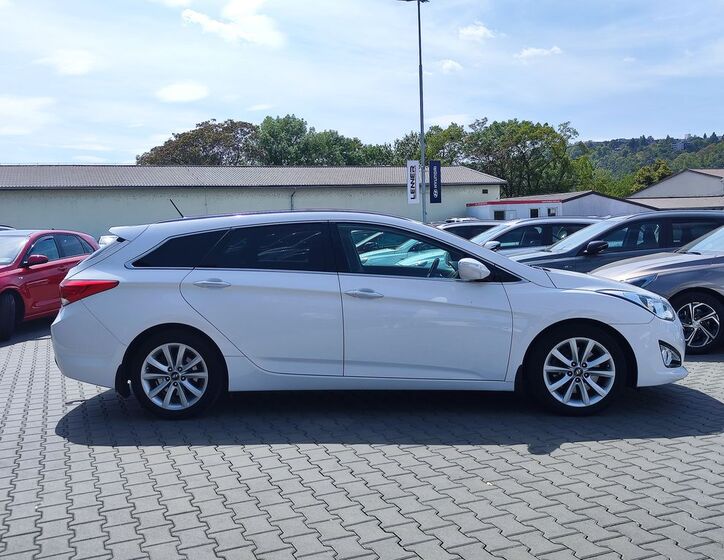 Hyundai i40 4
