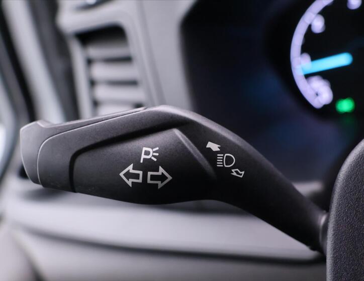 Ford Transit Custom 16