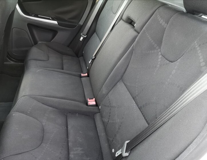 Volvo XC60 Kombi 2,4 l 136 kw