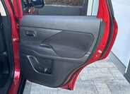 Mitsubishi Outlander 20