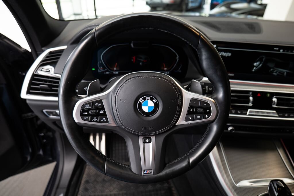 BMW X5 SUV / Terénní 3,0 l 250 kw