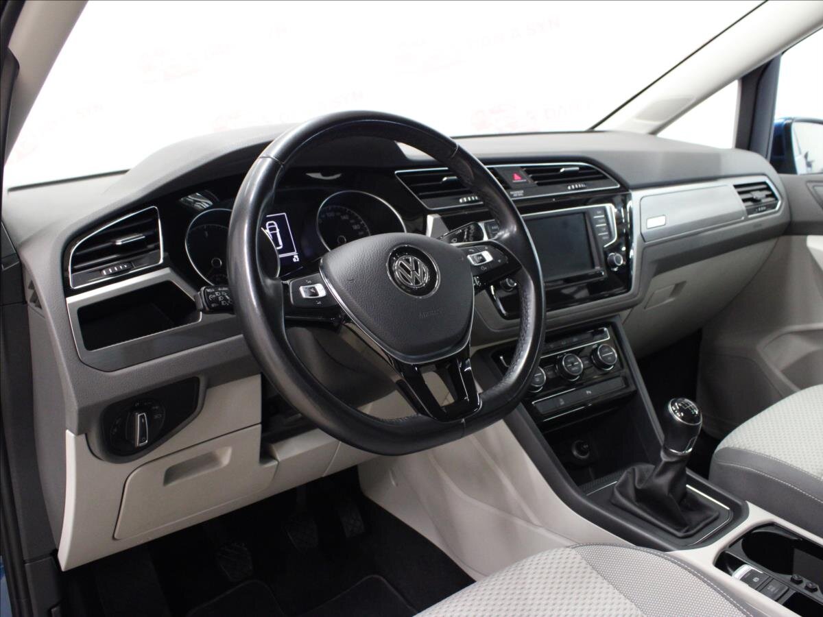 Volkswagen Touran Kombi 2,0 l 110 kw