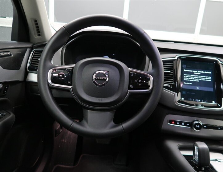 Volvo XC90 SUV 2,0 l 184 kw