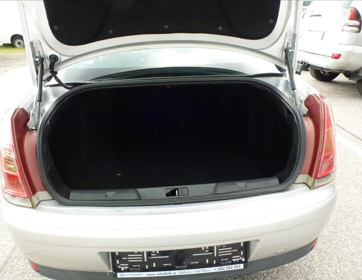 Citroën C4 Sedan / Limuzína 1,6 l 80 kw