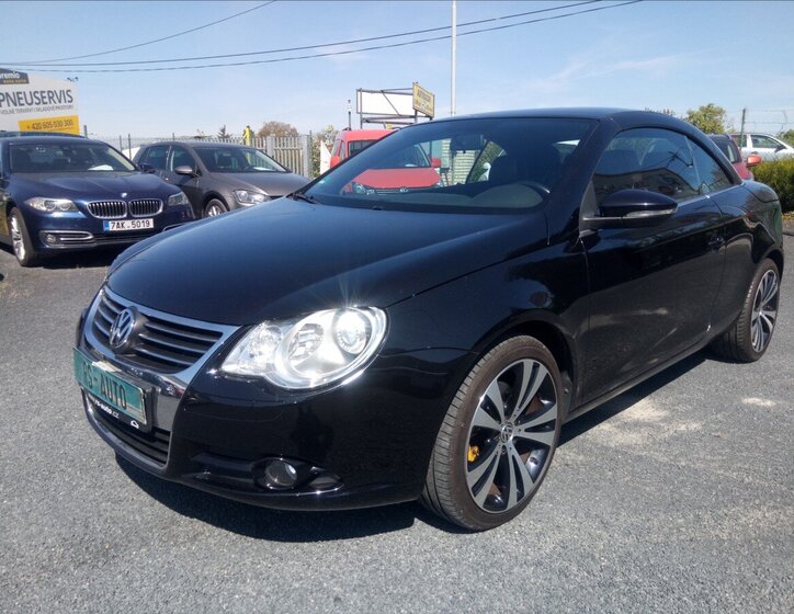 Volkswagen EOS 4